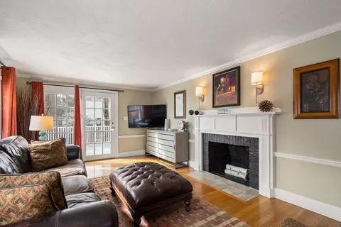 Living - 23 Hemlock Rd, Newton, MA 02464 photo 4 of 6