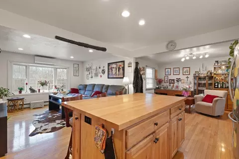 Kitchen - 295 Stackpole St, Lowell, MA 01852 photo 4 of 6