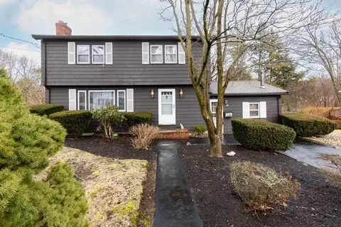 9 Nancy Ave, Peabody, MA 01960