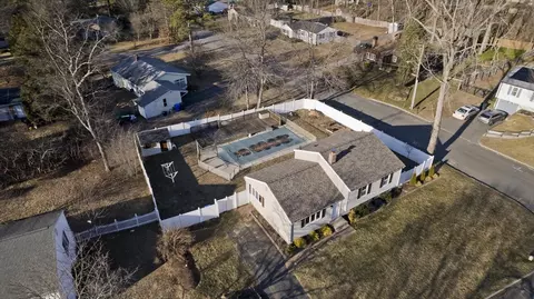 Exterior - 76 Paulk Ter, Springfield, MA 01128 photo 5 of 5