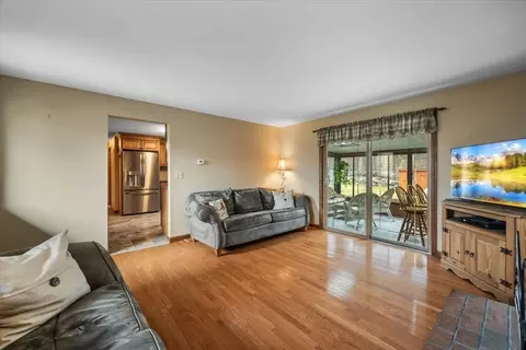 Living - 477 Estherbrook Ave, Dighton, MA 02715 photo 3 of 5