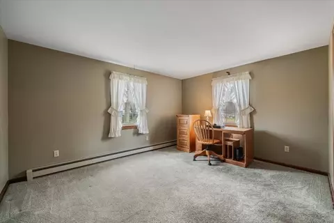 Bedroom - 477 Estherbrook Ave, Dighton, MA 02715 photo 3 of 7