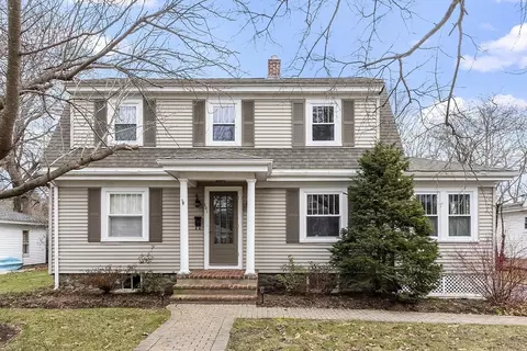 101 Cottage St, Hudson, MA 01749