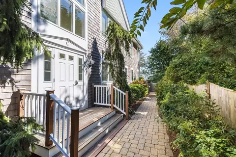 22 W Vine St #C3, Provincetown, MA 02657