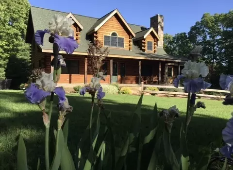 207 Rocky Rd, Northbridge, MA 01588
