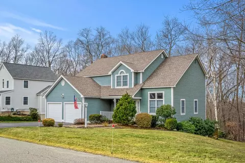 57 Settlers Rdg, North Andover, MA 01845