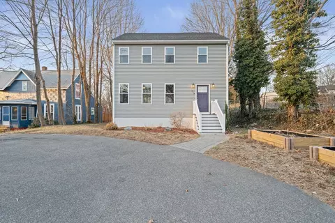 118 Lincoln St, Stoughton, MA 02072