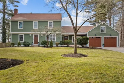 130 Perkins Row, Topsfield, MA 01983