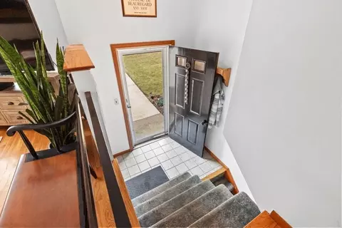 Entry Way - 252 Gorwin Dr, Hanson, MA 02341 photo 1 of 1