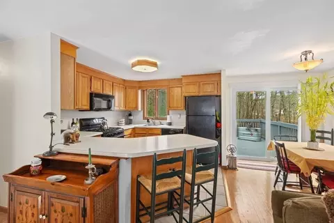 Kitchen - 252 Gorwin Dr, Hanson, MA 02341 photo 2 of 3