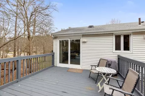 Exterior - 252 Gorwin Dr, Hanson, MA 02341 photo 4 of 9