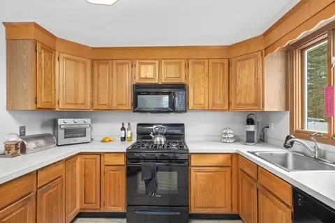 Kitchen - 252 Gorwin Dr, Hanson, MA 02341 photo 3 of 3