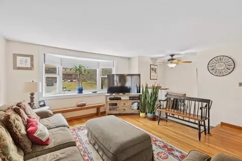 Living - 252 Gorwin Dr, Hanson, MA 02341 photo 3 of 5