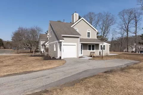 25 Ipswich Woods Dr #25, Ipswich, MA 01938
