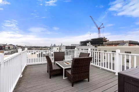 734 E 2nd St #3, Boston, MA 02127 photo 14