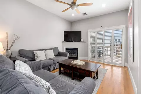 734 E 2nd St #3, Boston, MA 02127 photo 6