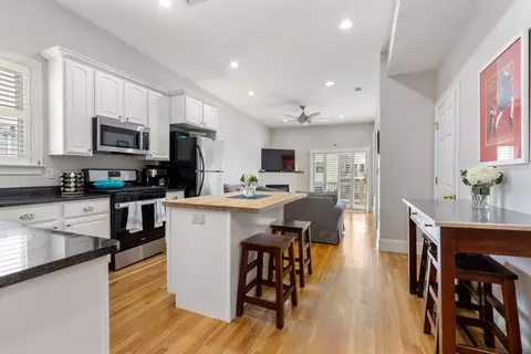 734 E 2nd St #3, Boston, MA 02127 photo 5