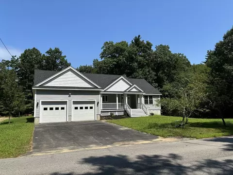24 Jacobs Well Rd, Epping, NH 03042