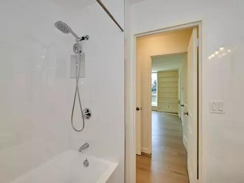 33 Pond Ave #201, Brookline, MA 02445 photo 6