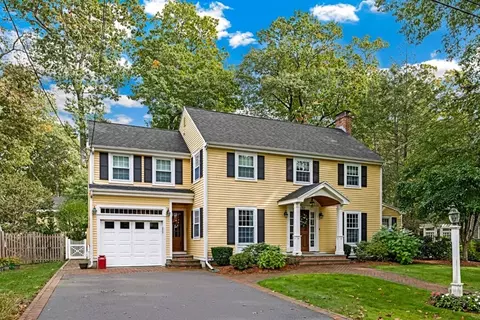 32 Pine Ridge Rd, Reading, MA 01867