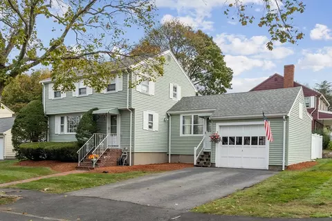 9 Pershing Rd, Salem, MA 01970