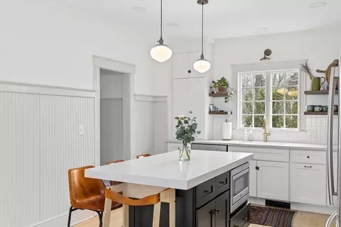 Kitchen - 7 Hersey St, Hingham, MA 02043 photo 2 of 7