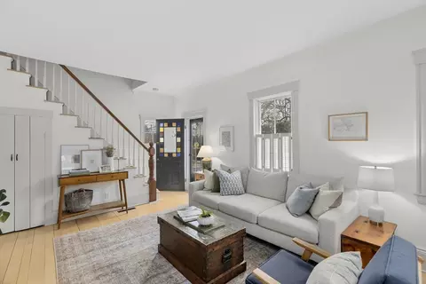 Living - 7 Hersey St, Hingham, MA 02043 photo 5 of 6