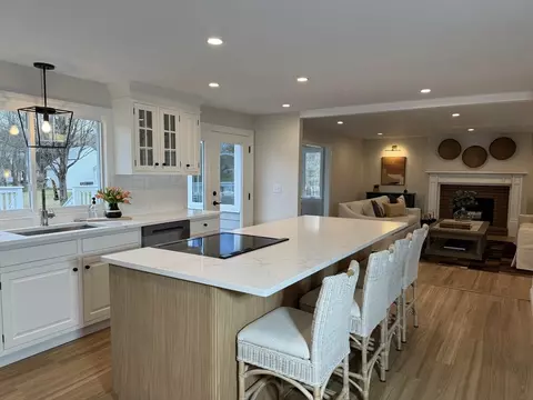 24 Canton St, Easton, MA 02356