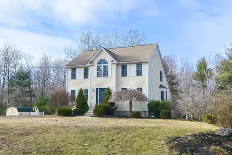 187 Chocolog Rd, Uxbridge, MA 01569