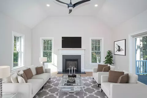 230 Auburn St, Bridgewater, MA 02324