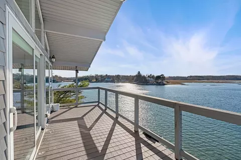 81 Riverview Rd, Gloucester, MA 01930 photo 27