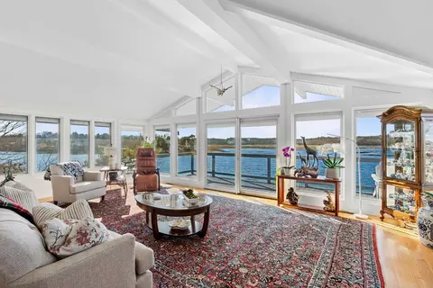 81 Riverview Rd, Gloucester, MA 01930 photo 3