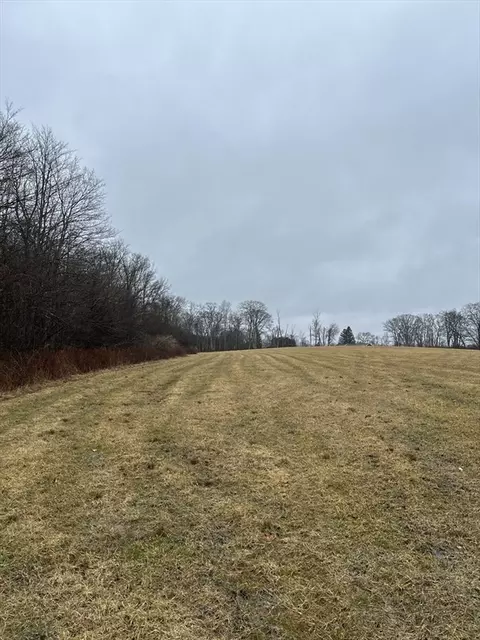 64 Old East Brookfield Rd, North Brookfield, MA 01535