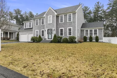 30 Bearses Way, Kingston, MA 02364