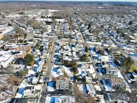 View/Area - 117 Martha St, Fall River, MA 02720 photo 4 of 8