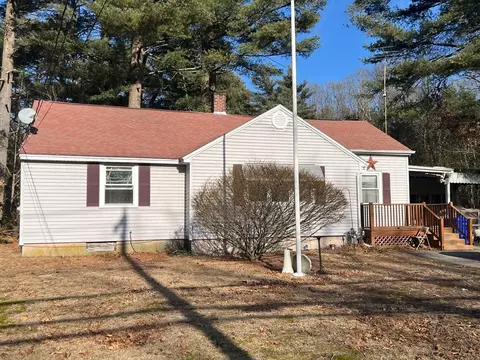 1841 Bay St, Taunton, MA 02780