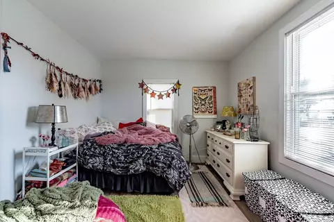 Bedroom - 18 Gaugh St, Easthampton, MA 01027 photo 5 of 8