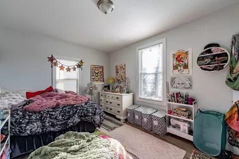 Bedroom - 18 Gaugh St, Easthampton, MA 01027 photo 6 of 8