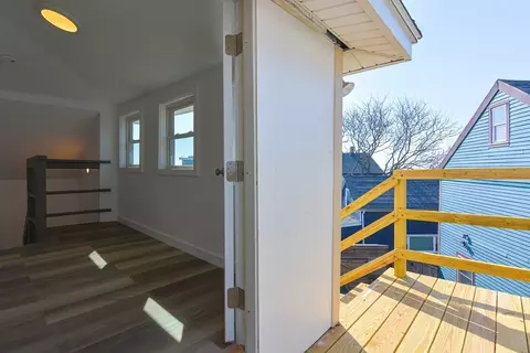 Exterior - 139 Prospect St, Gloucester, MA 01930 photo 2 of 5