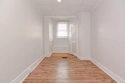 Entry Way - 139 Prospect St, Gloucester, MA 01930 photo 1 of 4