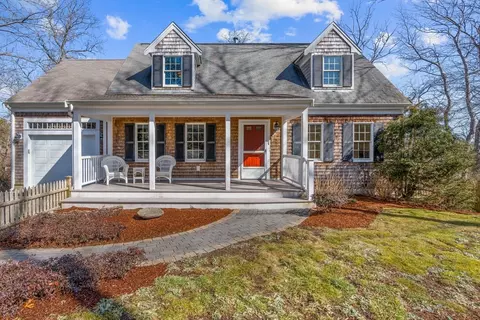 7 Northwood Dr, Orleans, MA 02653