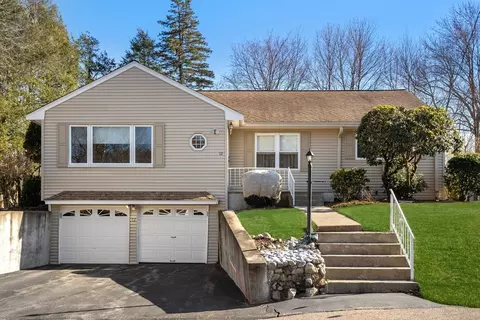12 Margaret Rd, Sharon, MA 02067