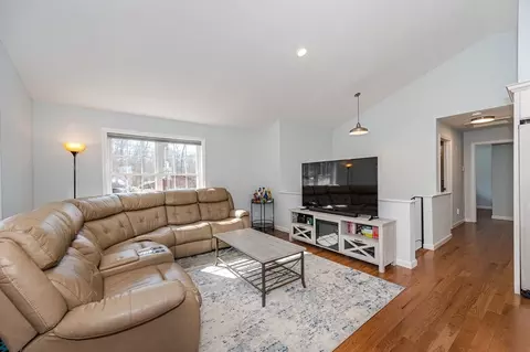 Living - 3 Trinity Ave, Sterling, MA 01564 photo 2 of 5