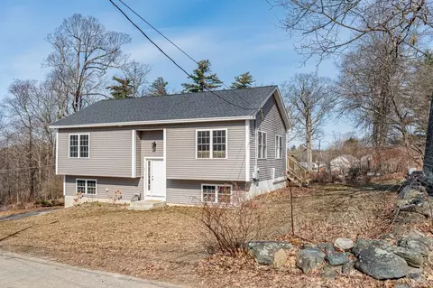 Exterior - 3 Trinity Ave, Sterling, MA 01564 photo 3 of 9