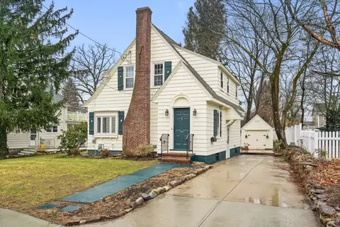 Exterior - 211 Cedar St, Dedham, MA 02026 photo 2 of 7