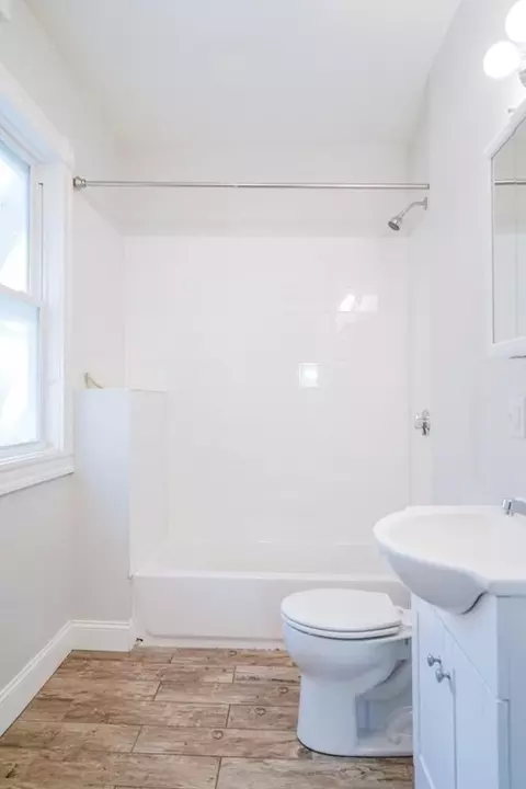 11 E Milton Rd, Brookline, MA 02445 photo 4