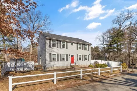 8 Shaughnessy Ln, Billerica, MA 01821