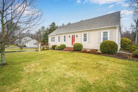 30 Orchard Rd, East Longmeadow, MA 01028