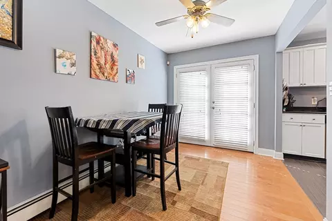 61 Saint Anthony St, Chicopee, MA 01013 photo 5