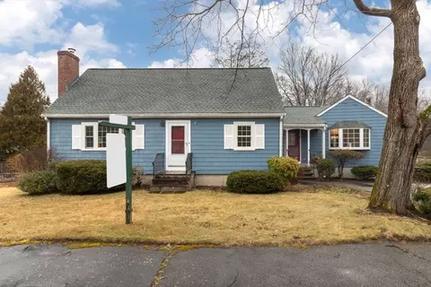 Exterior - 17 Sturges Rd, Reading, MA 01867 photo 2 of 9